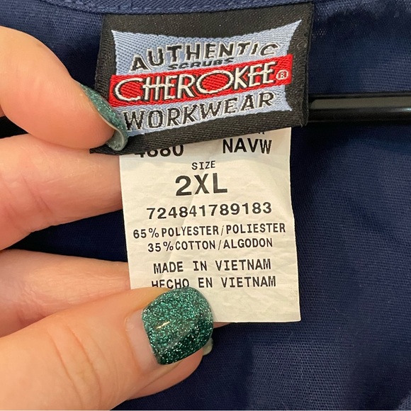 Cherokee Scrub Top - Picture 4 of 4